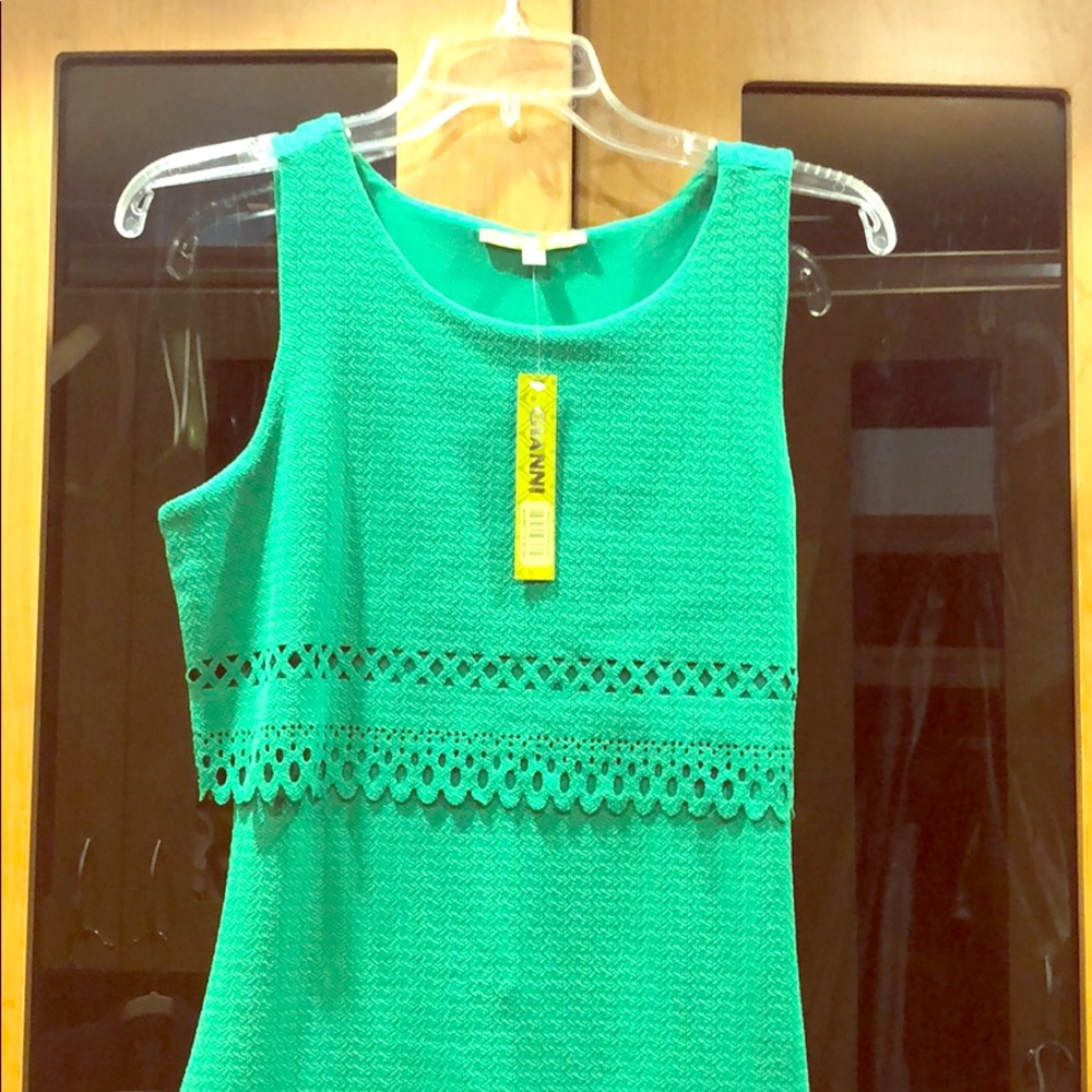 Gianni Bini, green form fitting, sleeveless